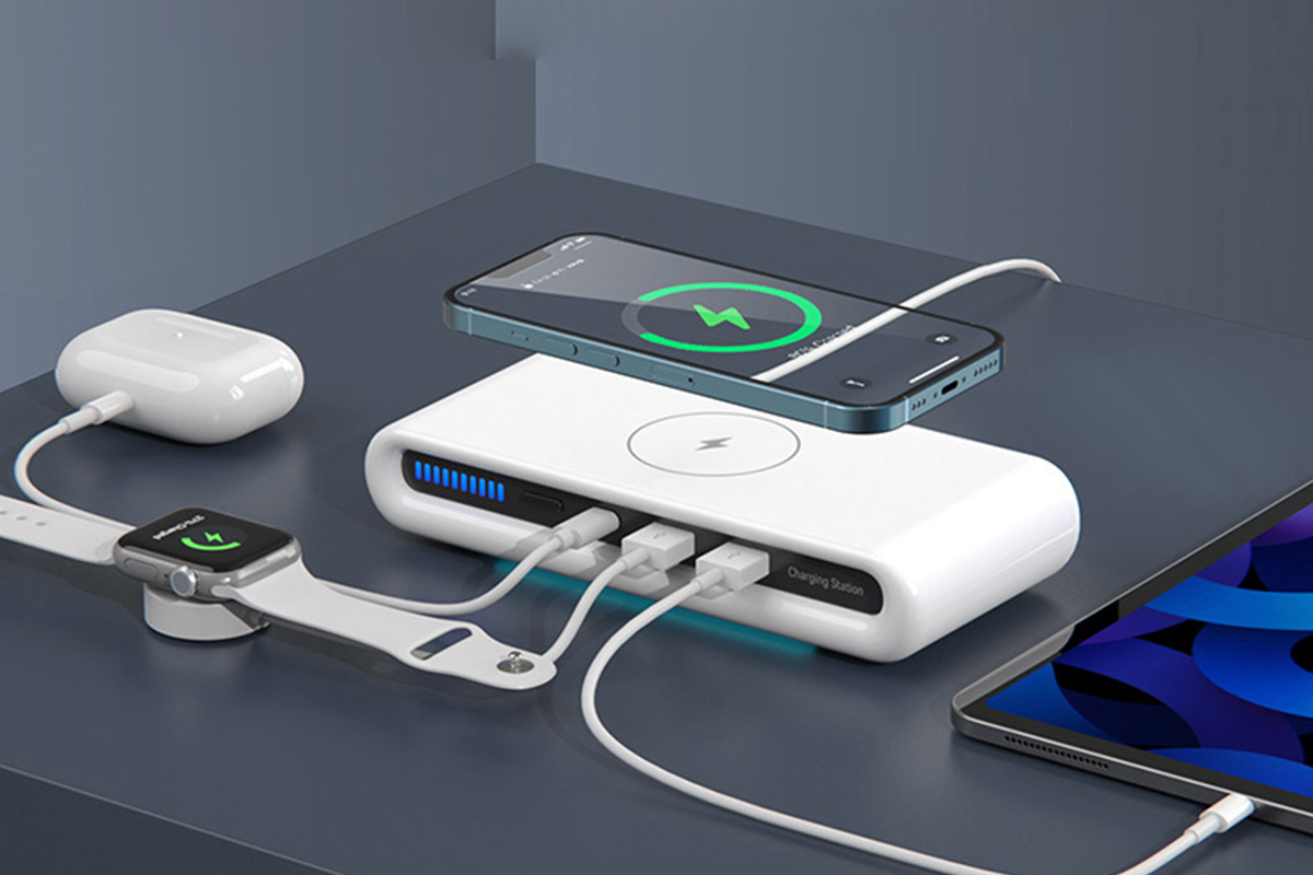 4-in-1 30W Charging Station for Multiple Devices