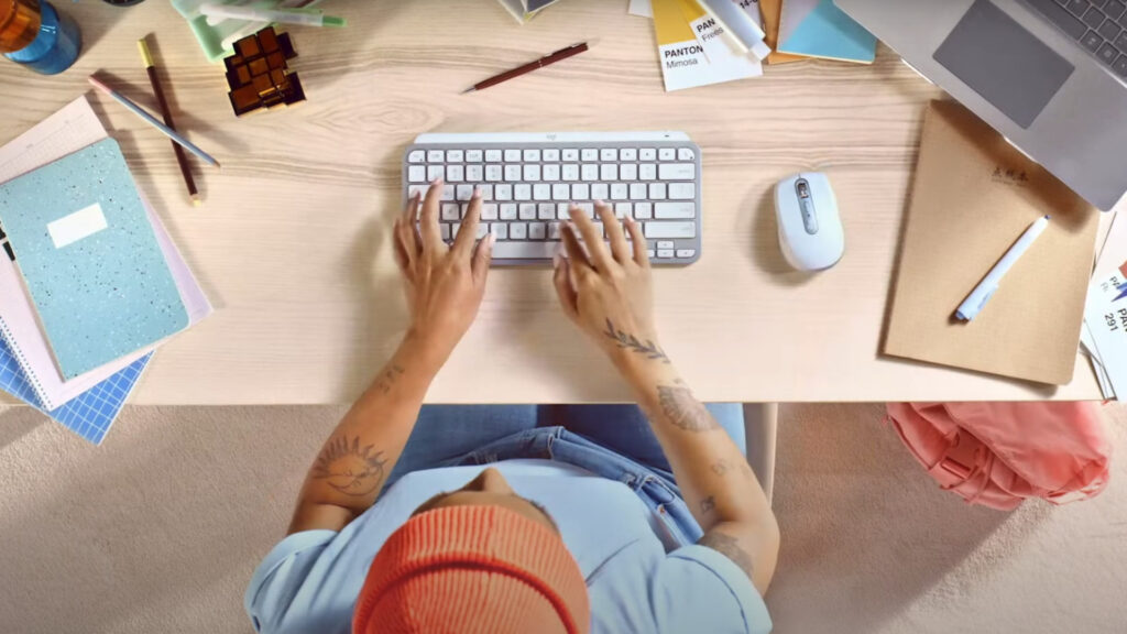 Besoin d’un clavier nomade pour Mac et PC ? Ce clavier compact de Logitech est en promo