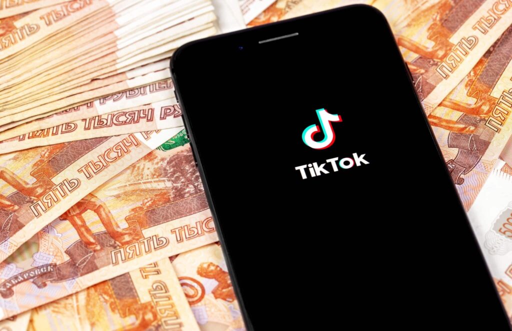 TikTok licencie des employés pour faire face à la crise du secteur technologique…