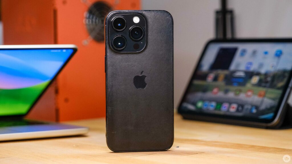 Against all odds, I’ve fallen for dbrand’s leather iPhone skin