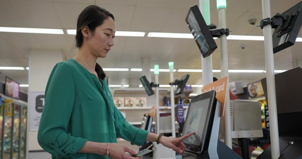 sainsbury’s-rolling-out-new-ai-technology-to-checkouts-–-and-it-could-solve-major-issue