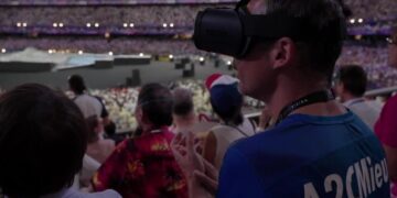 Revolutionary Headset Takes Sports Viewing to New Heights for the Visually Impaired